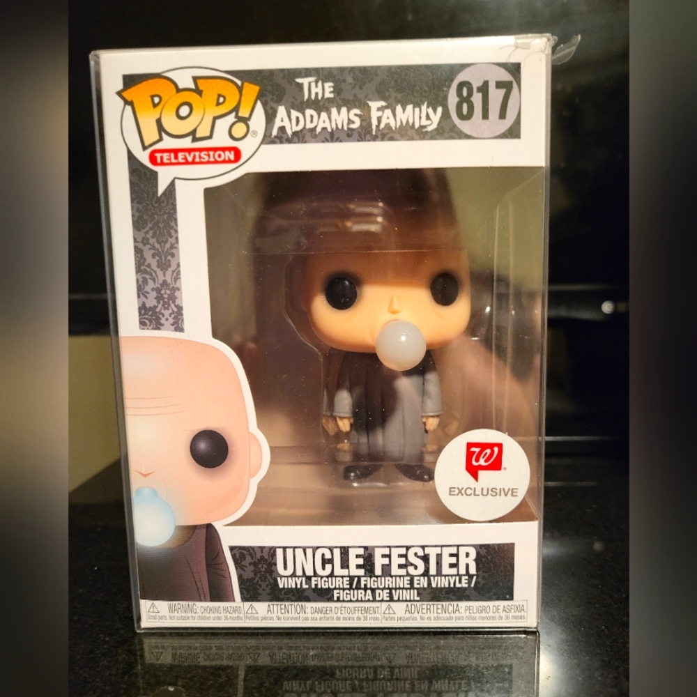 Funko pop uncle fester #817, NIB.
